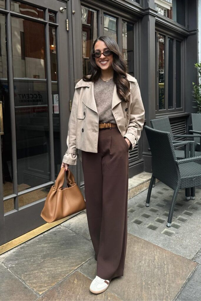 WOMEN'S TROUSERS