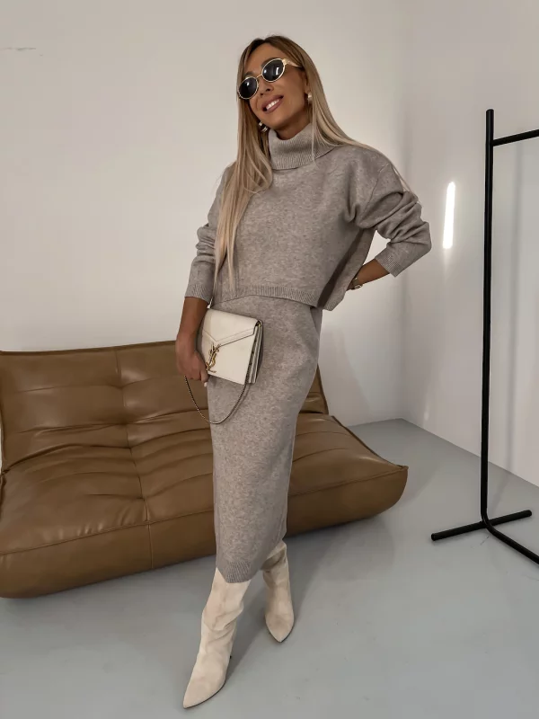 Nicole™ - Cozy Sophisticated Turtleneck Dress Set
