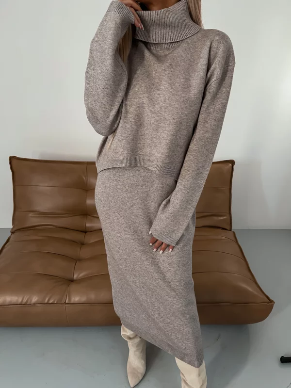 Nicole™ - Cozy Sophisticated Turtleneck Dress Set