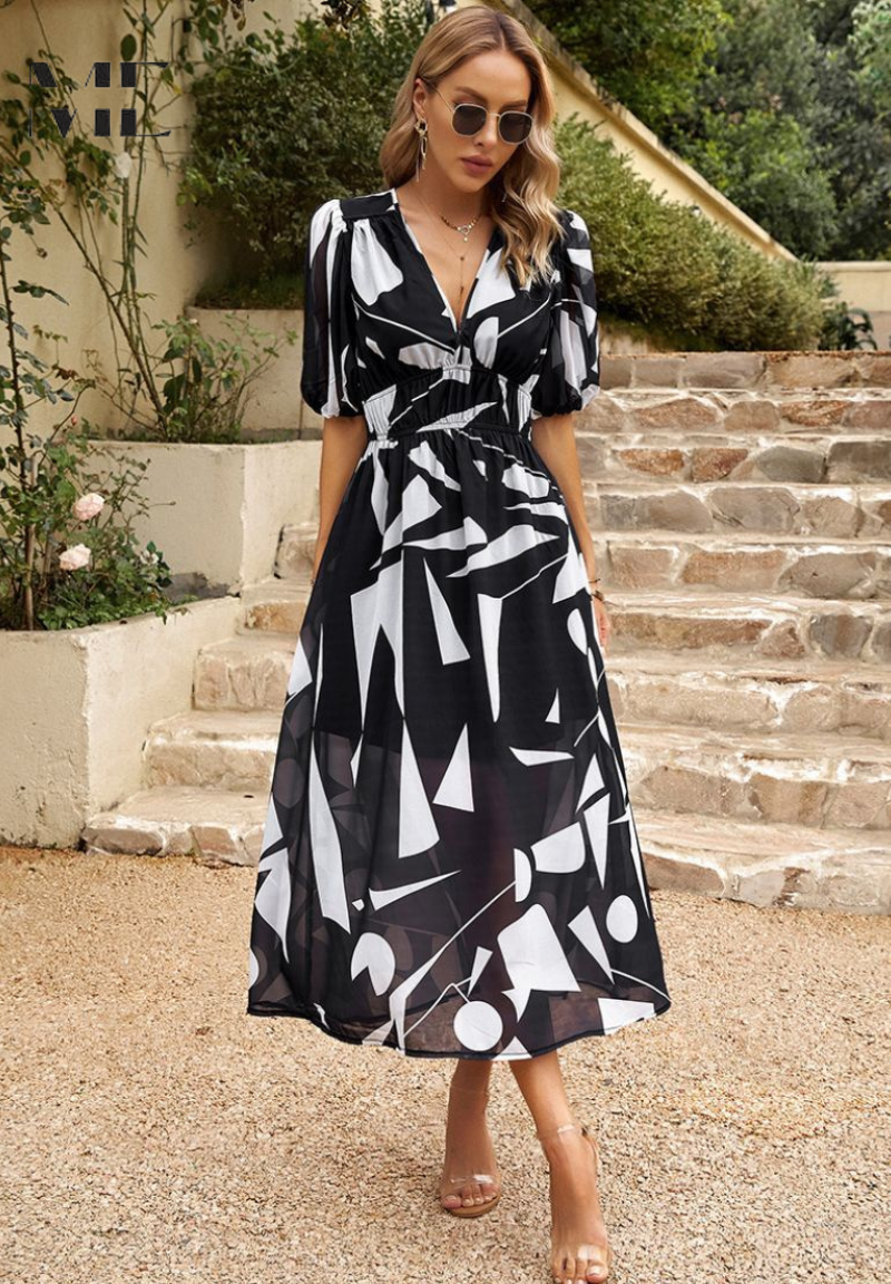Stephanie™ - Luxurious Floral Midi Dress